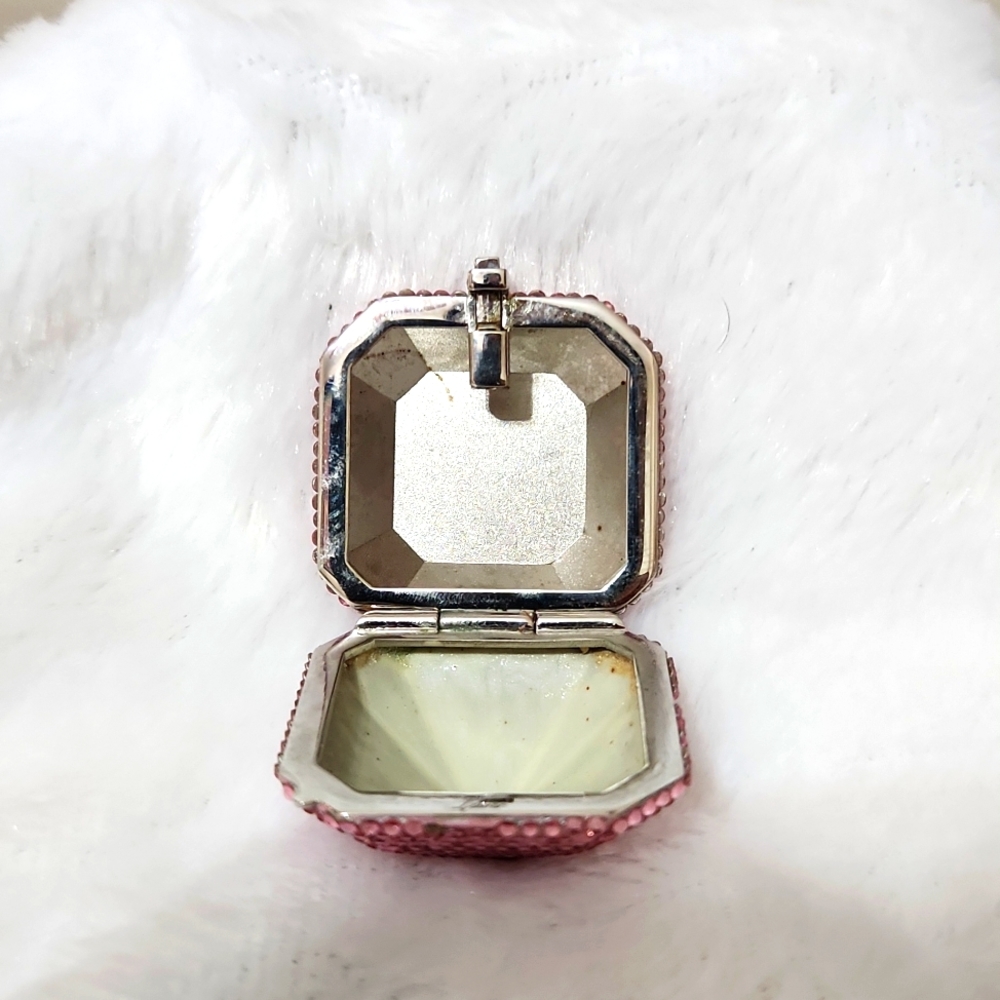 Judith Leiber Pill Keeper - Picture 2 of 8